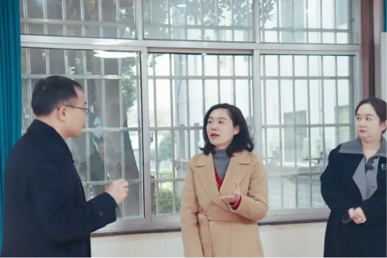 bb28174bfa1b470fb74491fb95fb8ae7_IMG_256