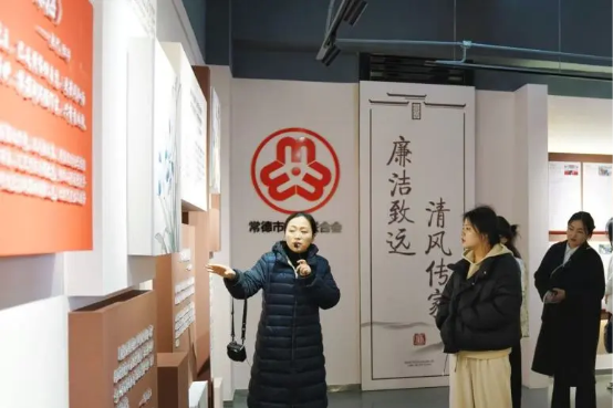 f4838d28576f48ca9942e3f0bcde3f20_IMG_260